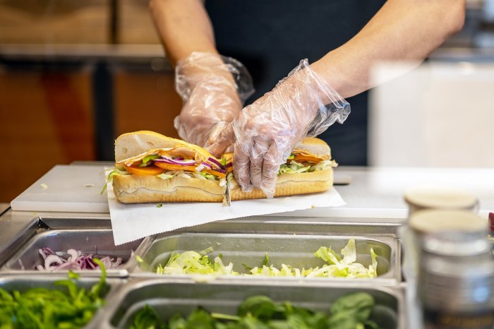 Subway tile with gray grout