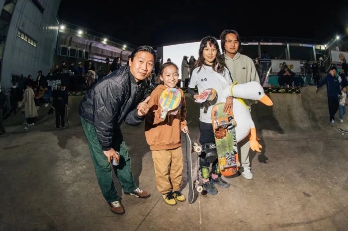 How to make a small dining room look bigger