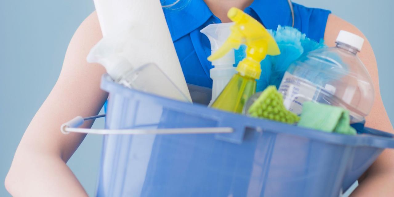 How to clean a stinky drain