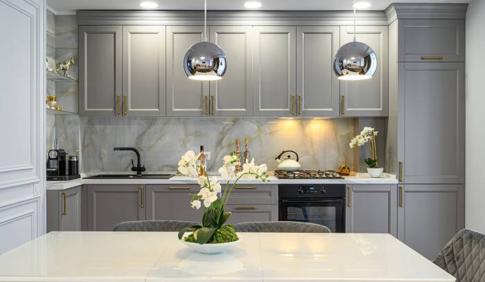 Kitchen floor tile ideas