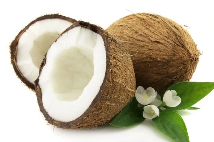 8 Health Benefits of Coconut Water - EcoWatch