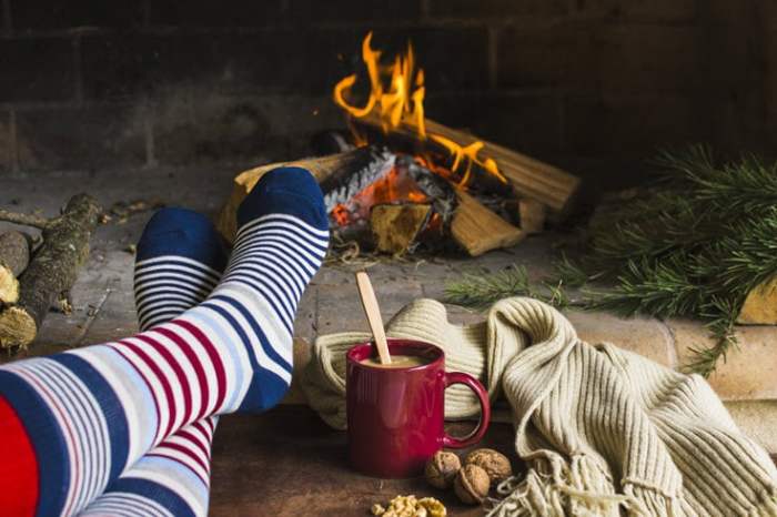 Make your home decor cozy in winter for free