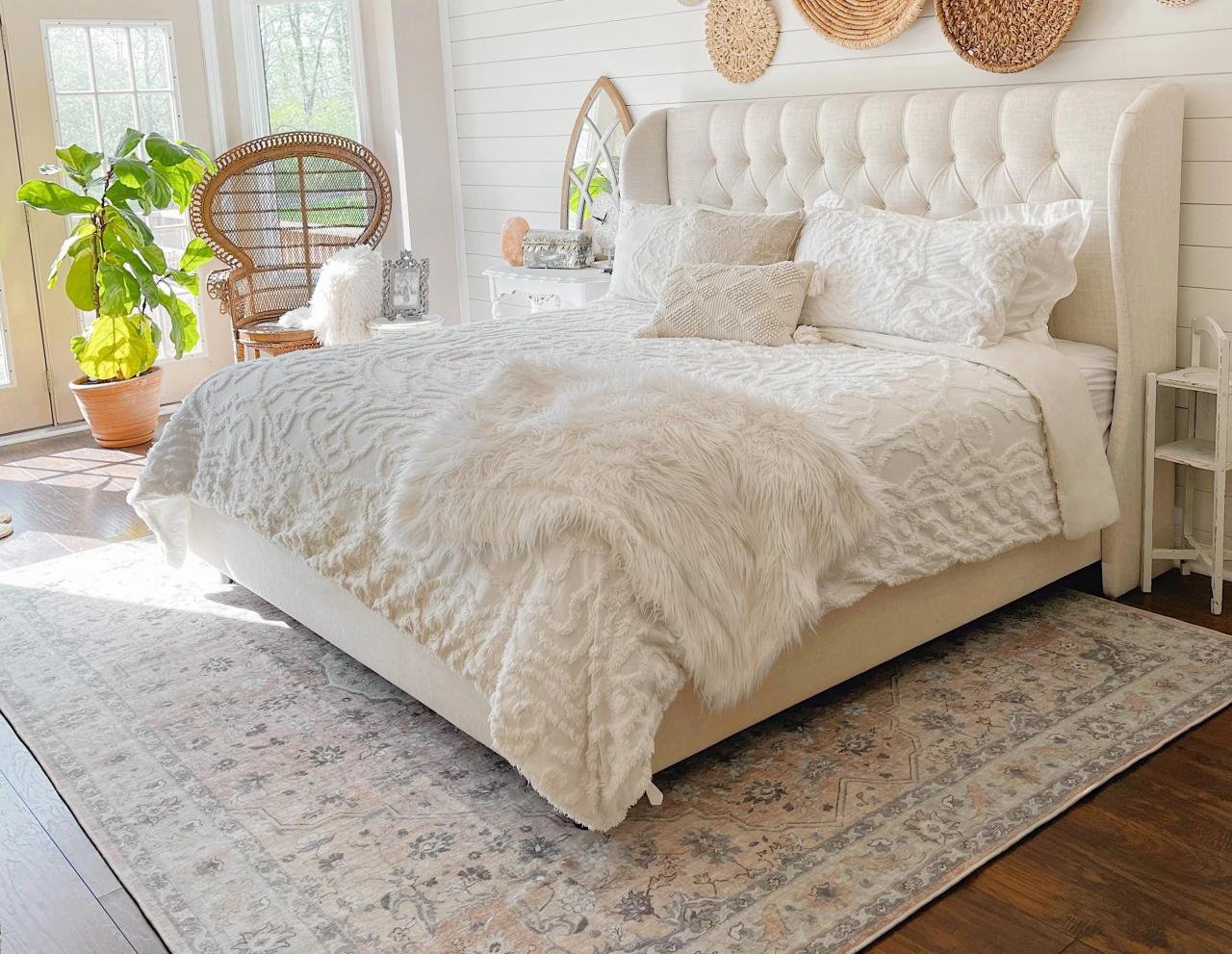 Rug size for king size bed | Rug size, Floor plans, Place card holders What size rug under king bed