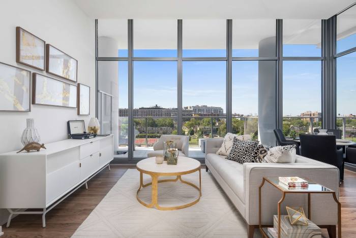 Apartment poor sun exposure