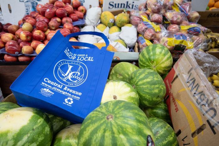 Have too many reusable bags? Here’s where you can donate or recycle ... Signs you have too many reusable bags