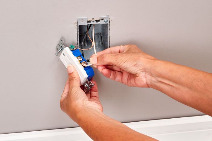 How to change an outlet