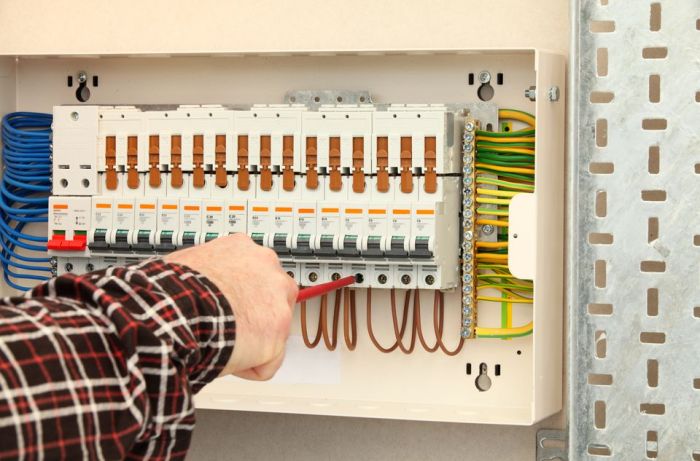 Fuses and fuse boxes 101