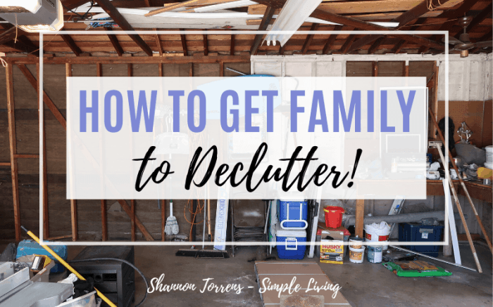 How to declutter family photos