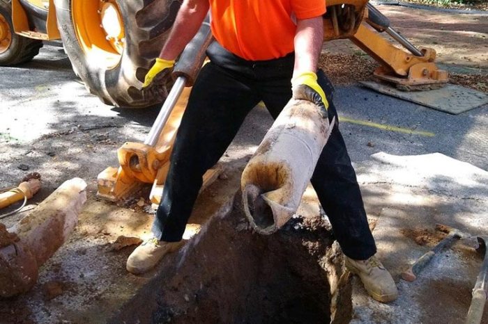 Repair underground water line