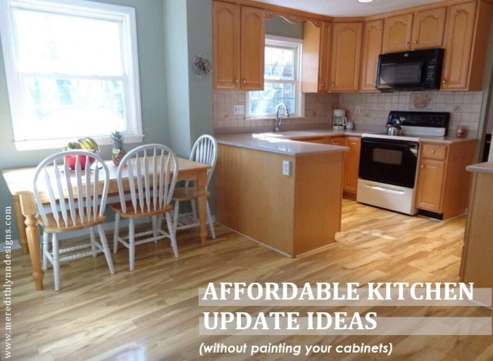 5 Effortless Ways To Update Your Kitchen Cabinets Without Replacing ... Ways to update kitchen cabinets without painting it